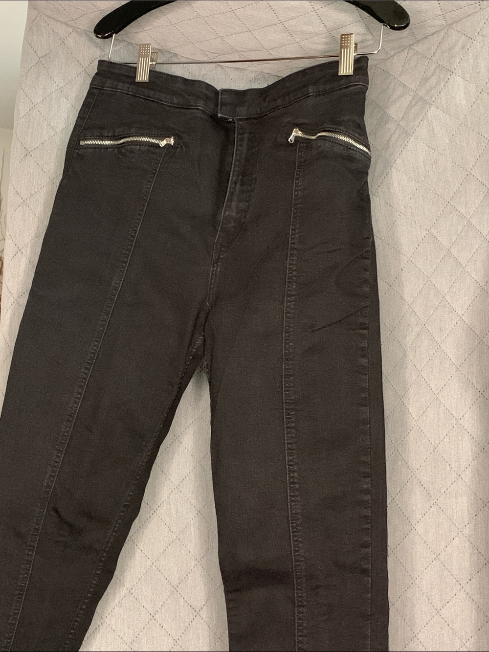 #202 Zara Black Slim Zip-Detail Jeans